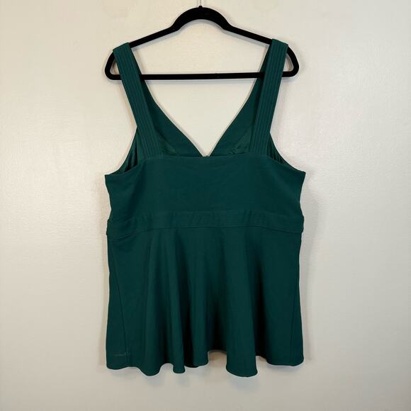 Torrid Tank Top 3X Peplum Crepe Zip-Front V-Neck Stretch Sleeveless Blouse Green - Picture 2 of 10